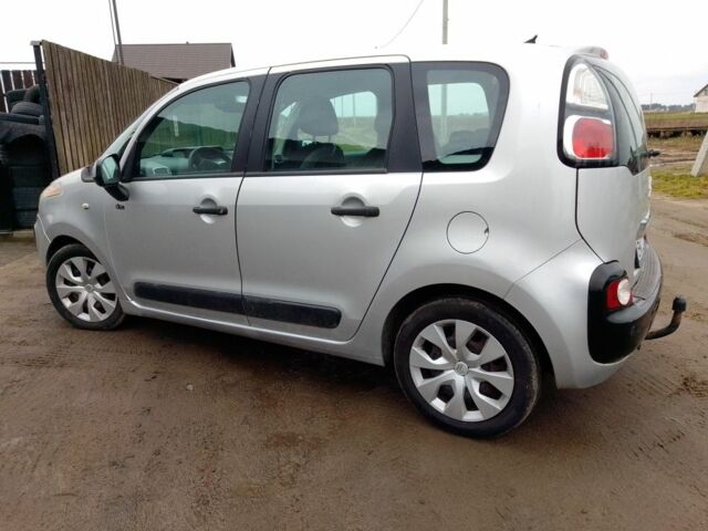 Серый Ситроен С3, объемом двигателя 1.6 л и пробегом 150 тыс. км за 3600 $, фото 4 на Automoto.ua