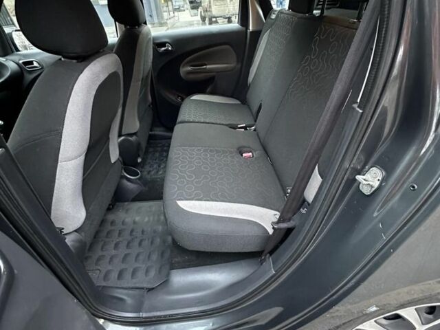 Серый Ситроен С3, объемом двигателя 1.6 л и пробегом 170 тыс. км за 6950 $, фото 20 на Automoto.ua