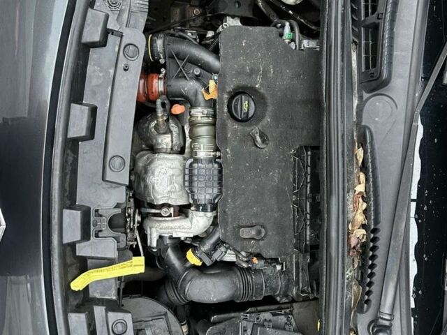 Серый Ситроен С3, объемом двигателя 1.6 л и пробегом 170 тыс. км за 6950 $, фото 8 на Automoto.ua