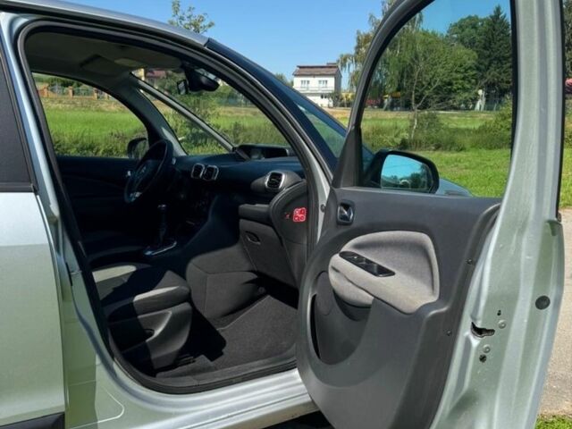 Серый Ситроен С3, объемом двигателя 1.6 л и пробегом 201 тыс. км за 3483 $, фото 10 на Automoto.ua