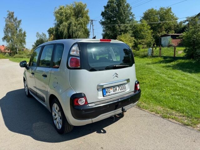 Серый Ситроен С3, объемом двигателя 1.6 л и пробегом 201 тыс. км за 3483 $, фото 3 на Automoto.ua