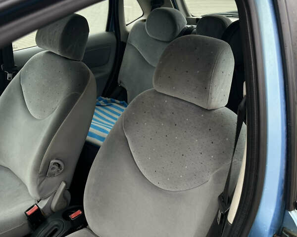 Синий Ситроен С3, объемом двигателя 1.36 л и пробегом 185 тыс. км за 2100 $, фото 24 на Automoto.ua