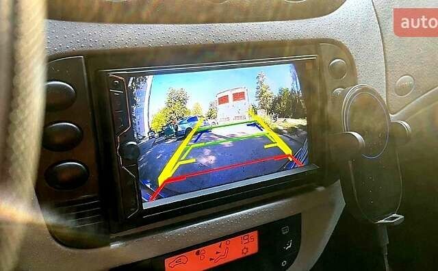 Ситроен С3 2003 в Запорожье на Automoto.ua Синий Ситроен С3, объемом двигателя 1.4 л и пробегом 195 тыс. км за 4500 $, фото 1 на Automoto.ua