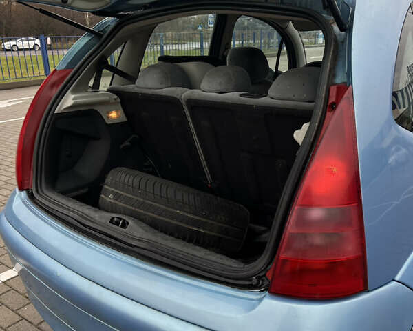 Синий Ситроен С3, объемом двигателя 1.36 л и пробегом 185 тыс. км за 2100 $, фото 7 на Automoto.ua