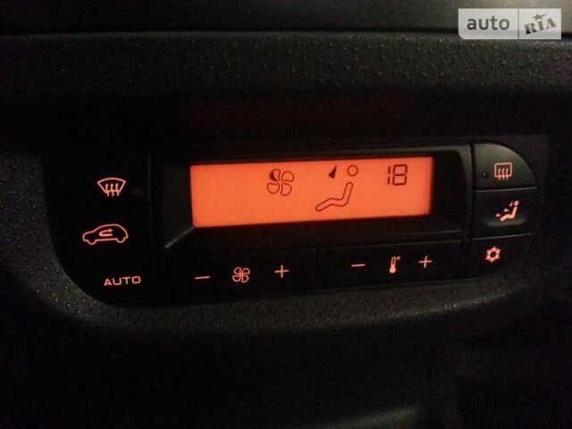 Синий Ситроен С3, объемом двигателя 1.6 л и пробегом 157 тыс. км за 4700 $, фото 20 на Automoto.ua