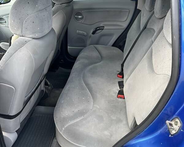 Ситроен С3 2003 в Бережанах на Automoto.ua Синий Ситроен С3, объемом двигателя 1.4 л и пробегом 208 тыс. км за 3450 $, фото 19 на Automoto.ua