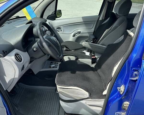 Ситроен С3 2003 в Бережанах на Automoto.ua Синий Ситроен С3, объемом двигателя 1.4 л и пробегом 208 тыс. км за 3450 $, фото 16 на Automoto.ua
