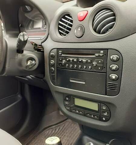 Синий Ситроен С3, объемом двигателя 1.6 л и пробегом 157 тыс. км за 4700 $, фото 31 на Automoto.ua