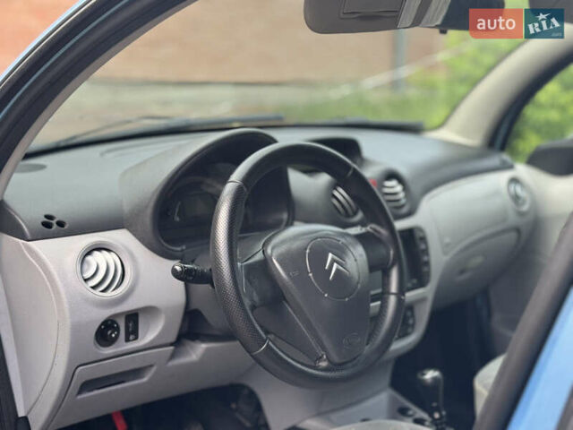 Синій Сітроен С3, об'ємом двигуна 1.4 л та пробігом 250 тис. км за 2500 $, фото 2 на Automoto.ua