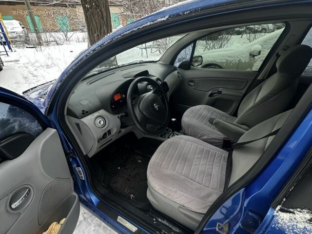 Синий Ситроен С3, объемом двигателя 1.4 л и пробегом 400 тыс. км за 2300 $, фото 4 на Automoto.ua