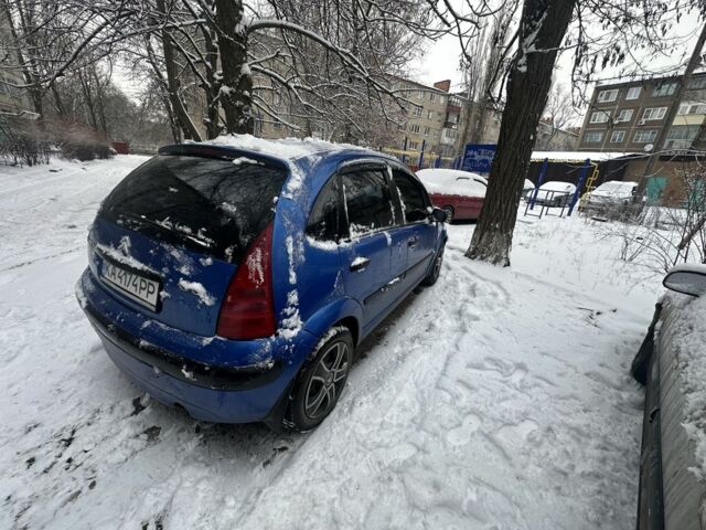 Синий Ситроен С3, объемом двигателя 1.4 л и пробегом 400 тыс. км за 2300 $, фото 1 на Automoto.ua