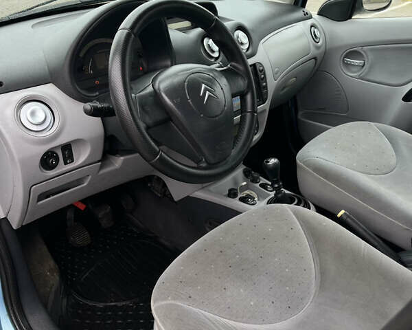 Синий Ситроен С3, объемом двигателя 1.36 л и пробегом 185 тыс. км за 2500 $, фото 28 на Automoto.ua