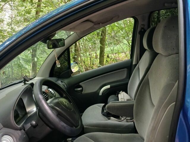 Синий Ситроен С3, объемом двигателя 1.4 л и пробегом 157 тыс. км за 3900 $, фото 3 на Automoto.ua