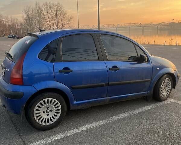 Синий Ситроен С3, объемом двигателя 1.36 л и пробегом 200 тыс. км за 2600 $, фото 3 на Automoto.ua