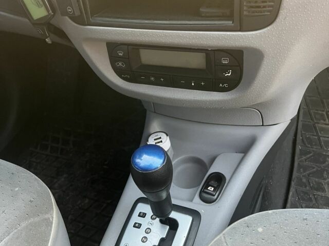 Синий Ситроен С3, объемом двигателя 1.4 л и пробегом 200 тыс. км за 2600 $, фото 7 на Automoto.ua