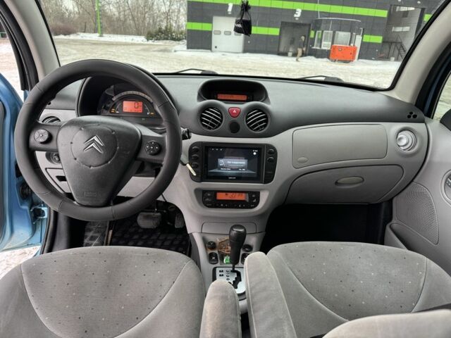 Синий Ситроен С3, объемом двигателя 1.4 л и пробегом 190 тыс. км за 4500 $, фото 14 на Automoto.ua