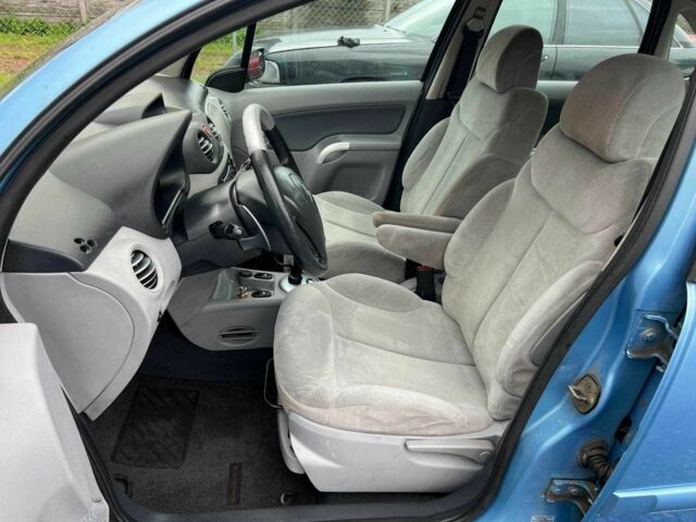 Синий Ситроен С3, объемом двигателя 1.4 л и пробегом 223 тыс. км за 4550 $, фото 12 на Automoto.ua