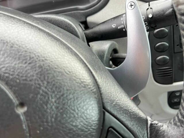 Синий Ситроен С3, объемом двигателя 1.4 л и пробегом 223 тыс. км за 4550 $, фото 10 на Automoto.ua