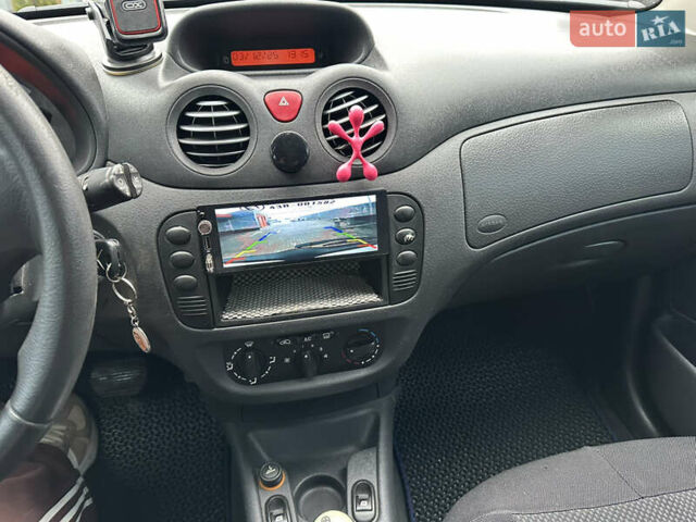 Синий Ситроен С3, объемом двигателя 1.4 л и пробегом 163 тыс. км за 5400 $, фото 10 на Automoto.ua