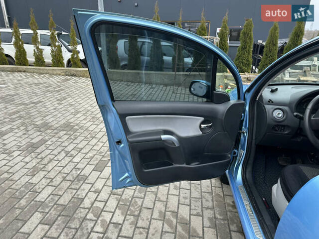 Синий Ситроен С3, объемом двигателя 1.4 л и пробегом 163 тыс. км за 5400 $, фото 15 на Automoto.ua