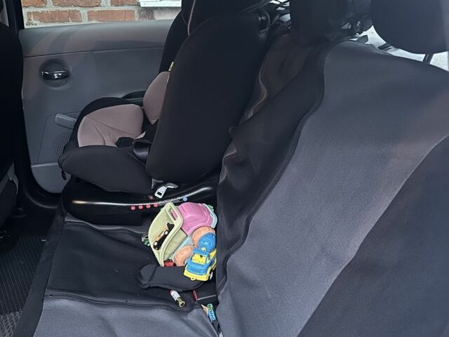 Синий Ситроен С3, объемом двигателя 1.4 л и пробегом 129 тыс. км за 3200 $, фото 3 на Automoto.ua