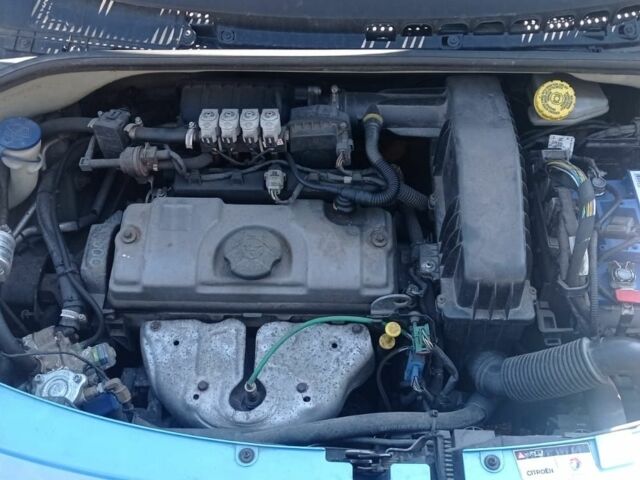 Синій Сітроен С3, об'ємом двигуна 1.4 л та пробігом 106 тис. км за 4100 $, фото 3 на Automoto.ua