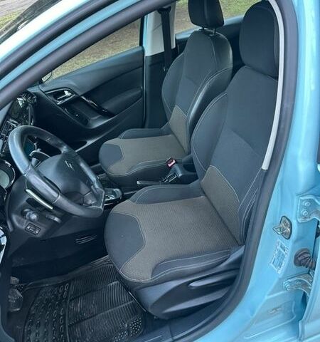 Синій Сітроен С3, об'ємом двигуна 1.4 л та пробігом 200 тис. км за 8000 $, фото 10 на Automoto.ua