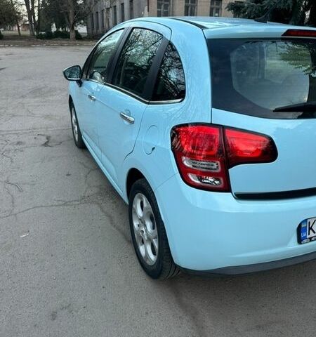 Синій Сітроен С3, об'ємом двигуна 1.4 л та пробігом 200 тис. км за 8000 $, фото 5 на Automoto.ua