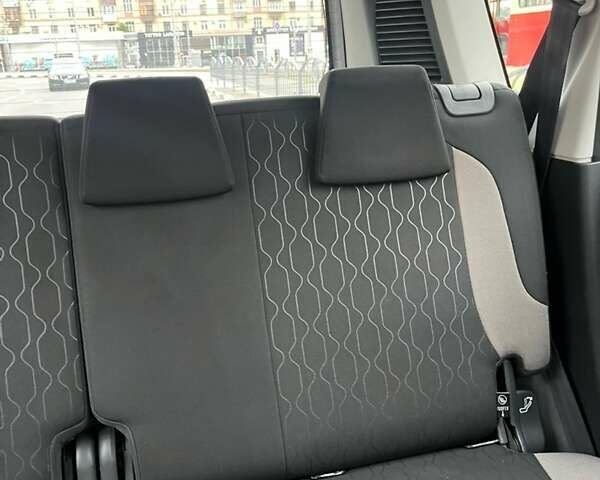 Синій Сітроен С3, об'ємом двигуна 1.6 л та пробігом 149 тис. км за 6600 $, фото 14 на Automoto.ua