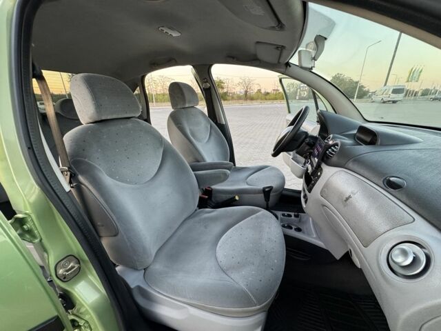 Зелений Сітроен С3, об'ємом двигуна 1.1 л та пробігом 195 тис. км за 2999 $, фото 19 на Automoto.ua