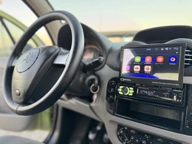 Зелений Сітроен С3, об'ємом двигуна 1.1 л та пробігом 195 тис. км за 2999 $, фото 8 на Automoto.ua