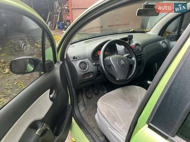 Сітроен С3 2003 у Дніпро (Дніпропетровську) на Automoto.ua Зелений Сітроен С3, об'ємом двигуна 1.12 л та пробігом 227 тис. км за 3300 $, фото 3 на Automoto.ua