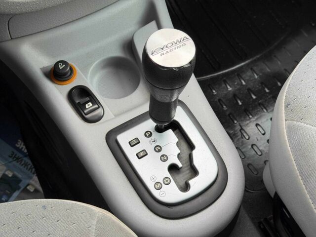 Зелений Сітроен С3, об'ємом двигуна 1.4 л та пробігом 224 тис. км за 4800 $, фото 17 на Automoto.ua