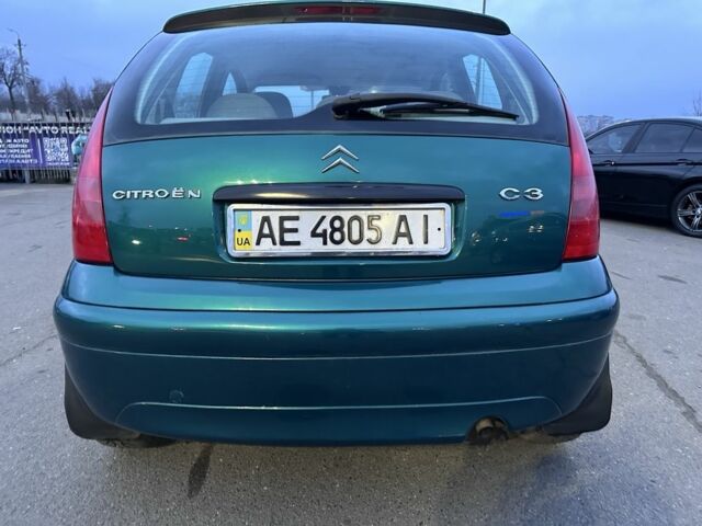 Зеленый Ситроен С3, объемом двигателя 1.4 л и пробегом 220 тыс. км за 4500 $, фото 4 на Automoto.ua