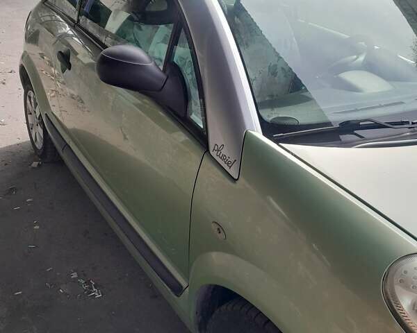 Зеленый Ситроен С3, объемом двигателя 1.59 л и пробегом 160 тыс. км за 3000 $, фото 1 на Automoto.ua