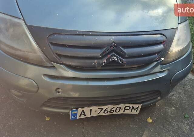 Зелений Сітроен С3, об'ємом двигуна 1.36 л та пробігом 355 тис. км за 2700 $, фото 3 на Automoto.ua