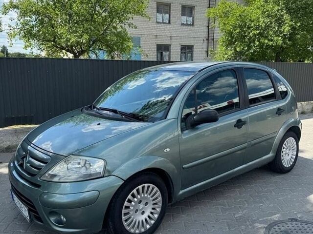 Зеленый Ситроен С3, объемом двигателя 1.4 л и пробегом 143 тыс. км за 3900 $, фото 1 на Automoto.ua