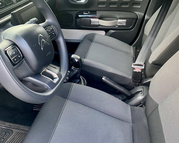 Зеленый Ситроен С3, объемом двигателя 1.56 л и пробегом 117 тыс. км за 10200 $, фото 5 на Automoto.ua