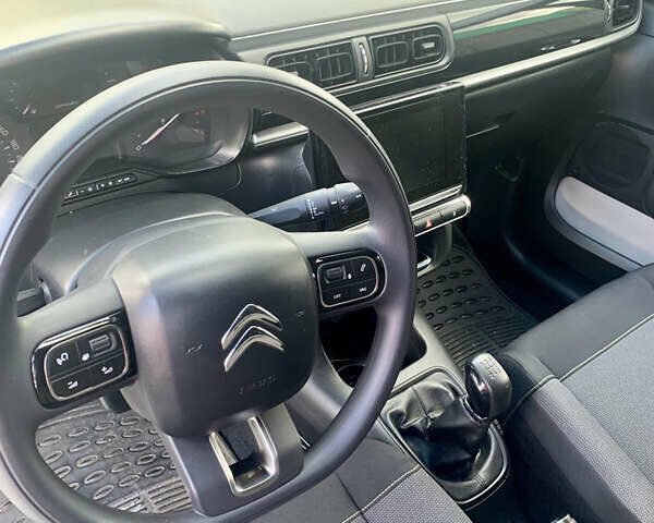 Зеленый Ситроен С3, объемом двигателя 1.56 л и пробегом 117 тыс. км за 10200 $, фото 7 на Automoto.ua