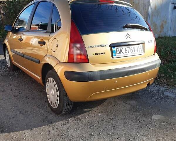 Помаранчевий Сітроен С3, об'ємом двигуна 1.1 л та пробігом 237 тис. км за 2650 $, фото 1 на Automoto.ua