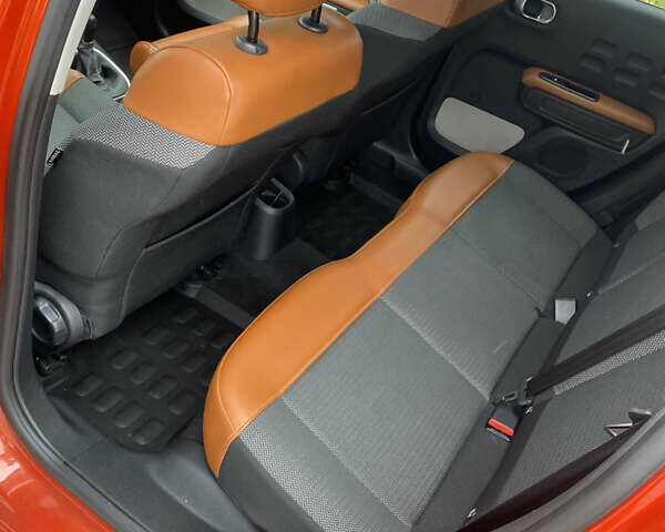 Оранжевый Ситроен С3, объемом двигателя 1.2 л и пробегом 110 тыс. км за 13300 $, фото 22 на Automoto.ua