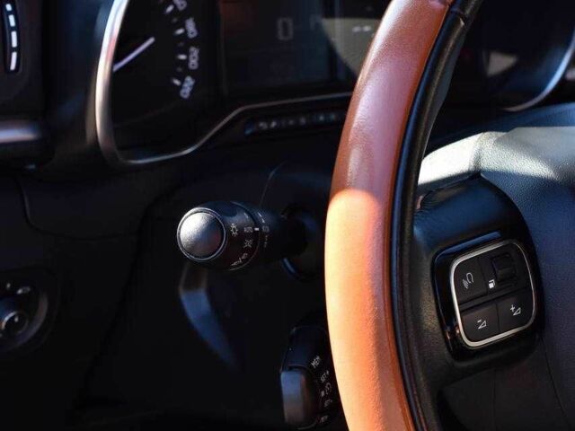 Оранжевый Ситроен С3, объемом двигателя 1.2 л и пробегом 56 тыс. км за 15750 $, фото 11 на Automoto.ua