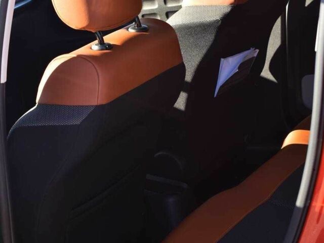 Оранжевый Ситроен С3, объемом двигателя 1.2 л и пробегом 56 тыс. км за 15750 $, фото 20 на Automoto.ua