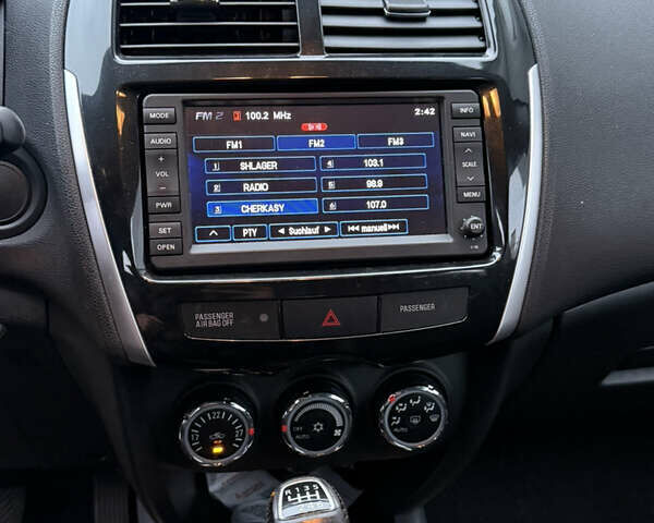 Білий Сітроен С4 Аіркросс, об'ємом двигуна 1.8 л та пробігом 143 тис. км за 12000 $, фото 8 на Automoto.ua