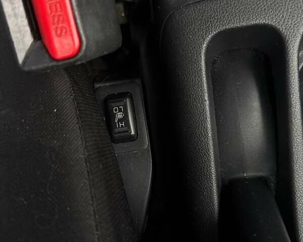 Белый Ситроен С4 Аиркросс, объемом двигателя 2 л и пробегом 234 тыс. км за 10000 $, фото 24 на Automoto.ua