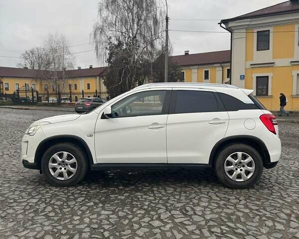 Белый Ситроен С4 Аиркросс, объемом двигателя 2 л и пробегом 234 тыс. км за 10000 $, фото 4 на Automoto.ua