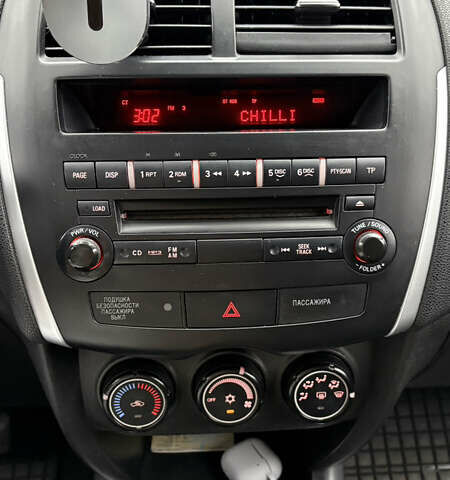 Белый Ситроен С4 Аиркросс, объемом двигателя 2 л и пробегом 233 тыс. км за 11500 $, фото 6 на Automoto.ua