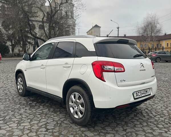 Белый Ситроен С4 Аиркросс, объемом двигателя 2 л и пробегом 234 тыс. км за 10000 $, фото 5 на Automoto.ua