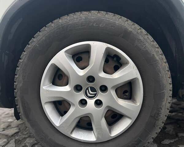 Белый Ситроен С4 Аиркросс, объемом двигателя 2 л и пробегом 234 тыс. км за 10000 $, фото 40 на Automoto.ua