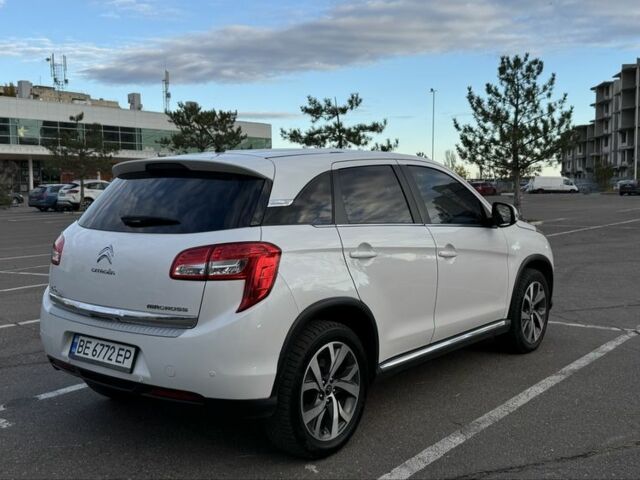 Білий Сітроен С4 Аіркросс, об'ємом двигуна 1.8 л та пробігом 265 тис. км за 11000 $, фото 3 на Automoto.ua